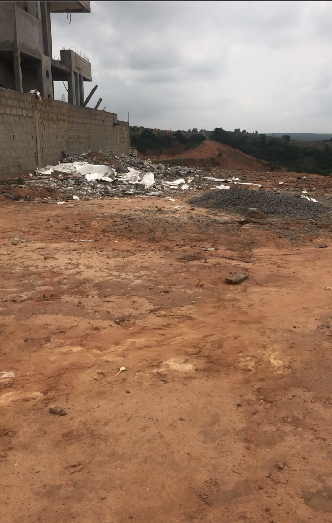 4 lots de 300m2