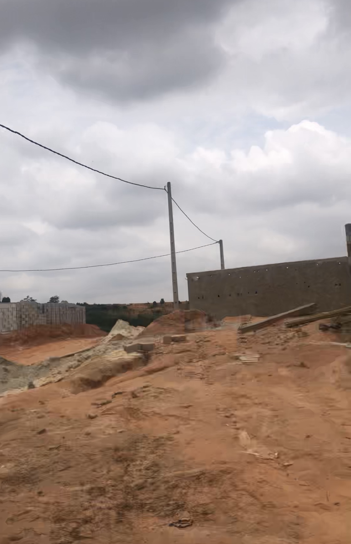 4 lots de 300m2