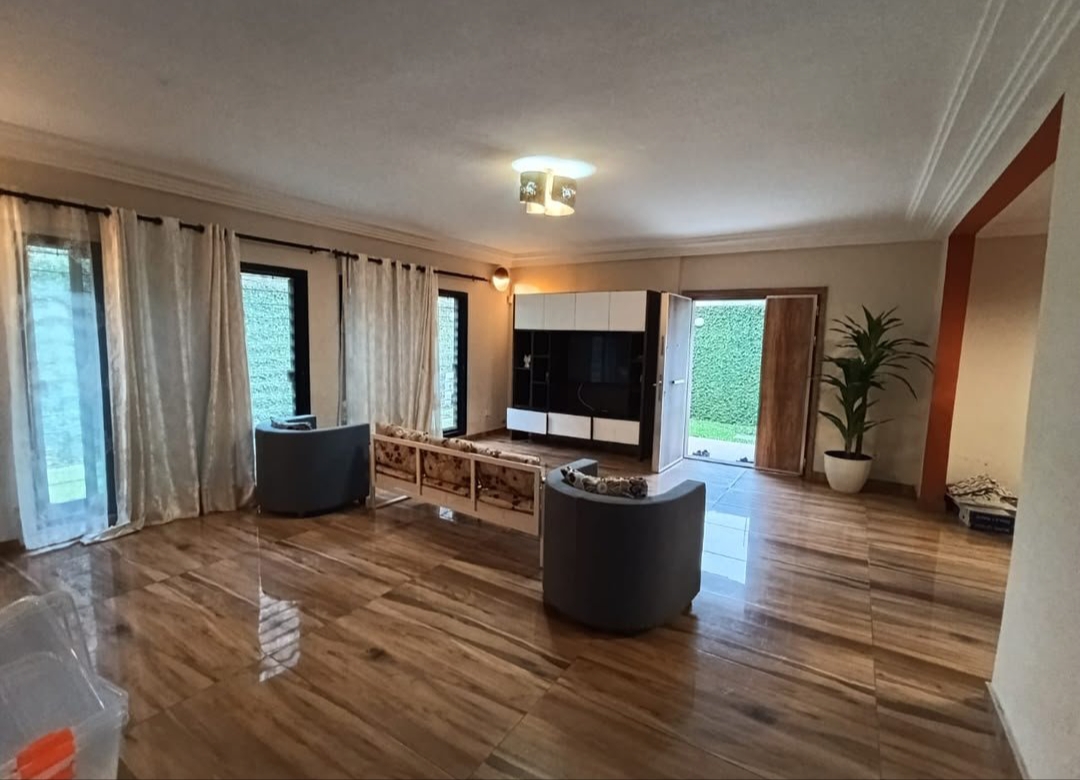 Villa duplex 6 pièces à la Riviera 4 Synacassi 2