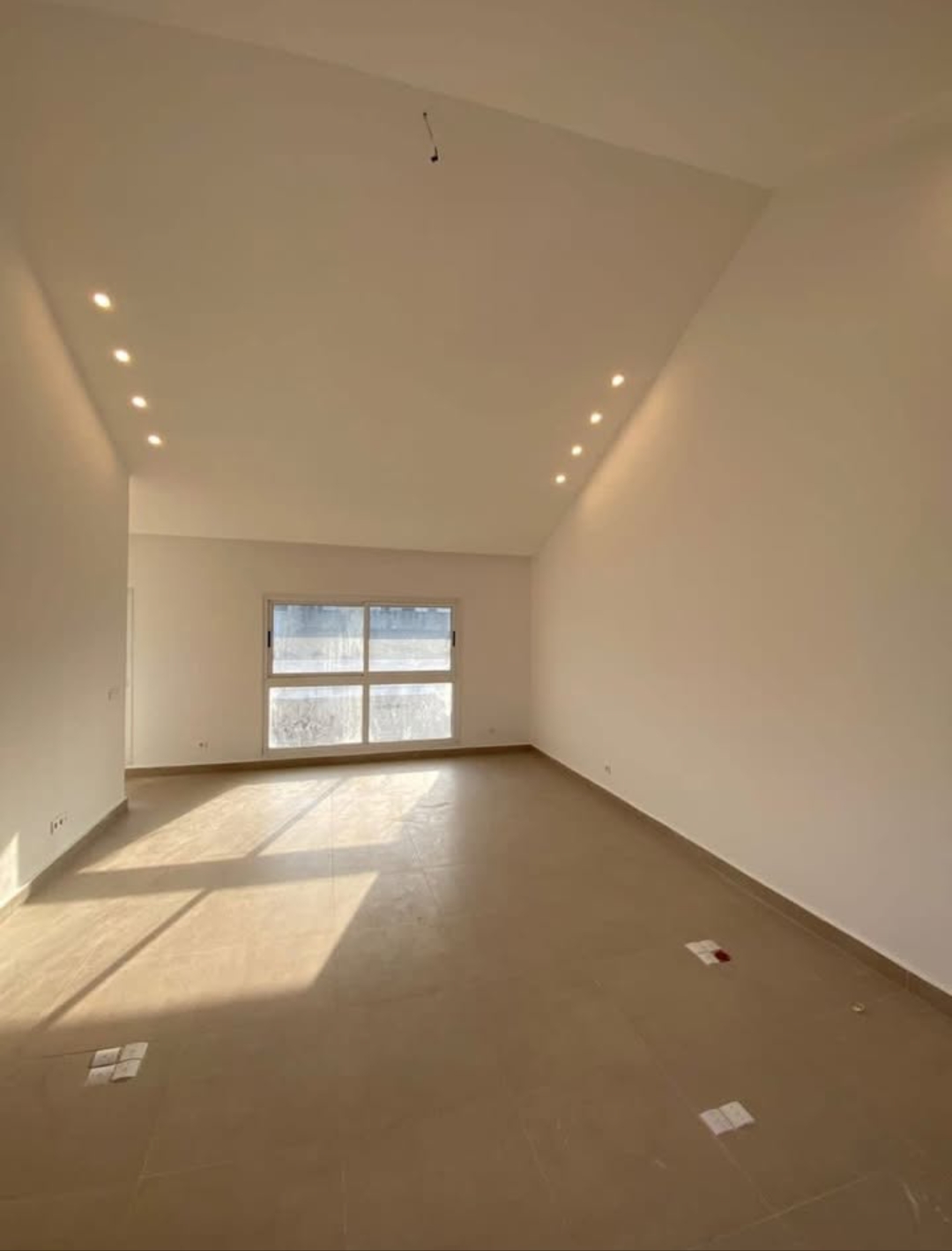 Villa duplex 6 pièces à la Riviera 4 lycée Jacques Prévert