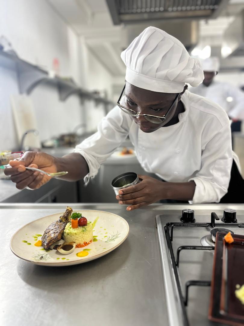RECRUTEZ VOTRE PROCHAIN CHEF PROFESSIONNEL DISPONIBLE DÈS FIN SEPTEMBRE