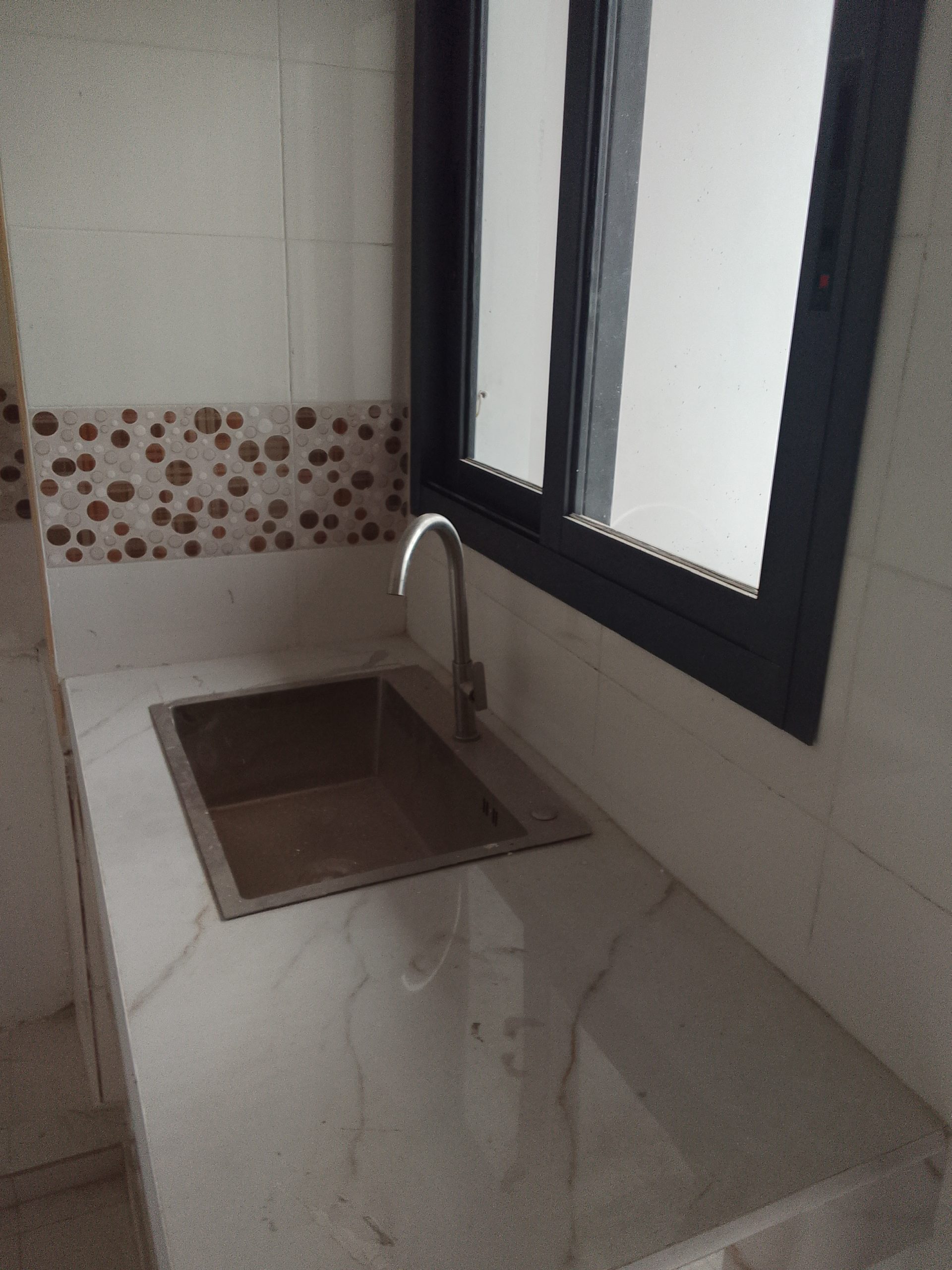 Location d’un immeuble a Bingerville