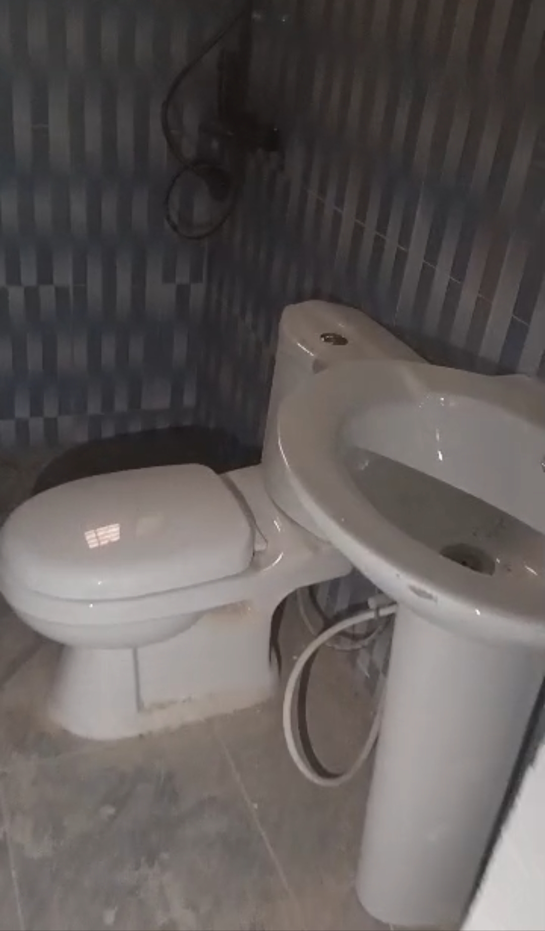 Location d’ un 3 pièces à la Riviera 4 M Pouto